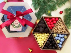 Подарочный набор конфет и орешков Новый Год